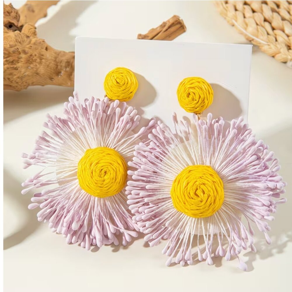 🦋 Sunflower Raffia Earrings - Lavender, Yellow - Picture 2 of 4